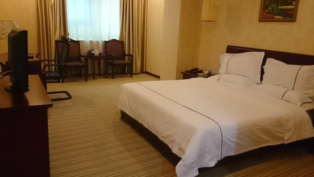 Guangzhou Yuedu Hotel Oda fotoğraf